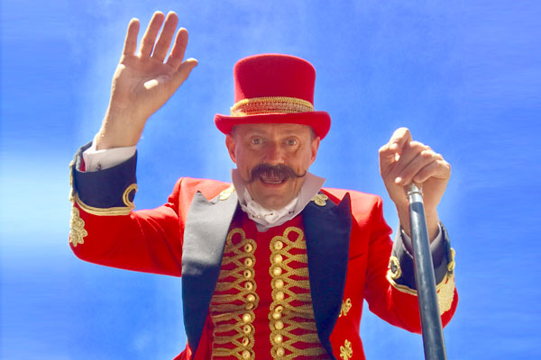 Thomas Trilby the greatest showman ringmaster character costume entertainer